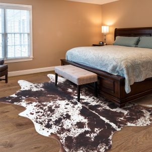 Faux Cowhide Rugs,Rustic Chic Western Decor Cowhide Carpets For Bedroom Living Room Dining Room