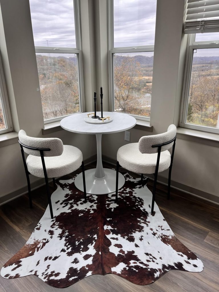 Faux Cowhide Rug,Brown Cowhide Area Rug Western Decor Outdoor Carpet For Living Room,Bedroom,Batheroom Christmas Gifts photo review